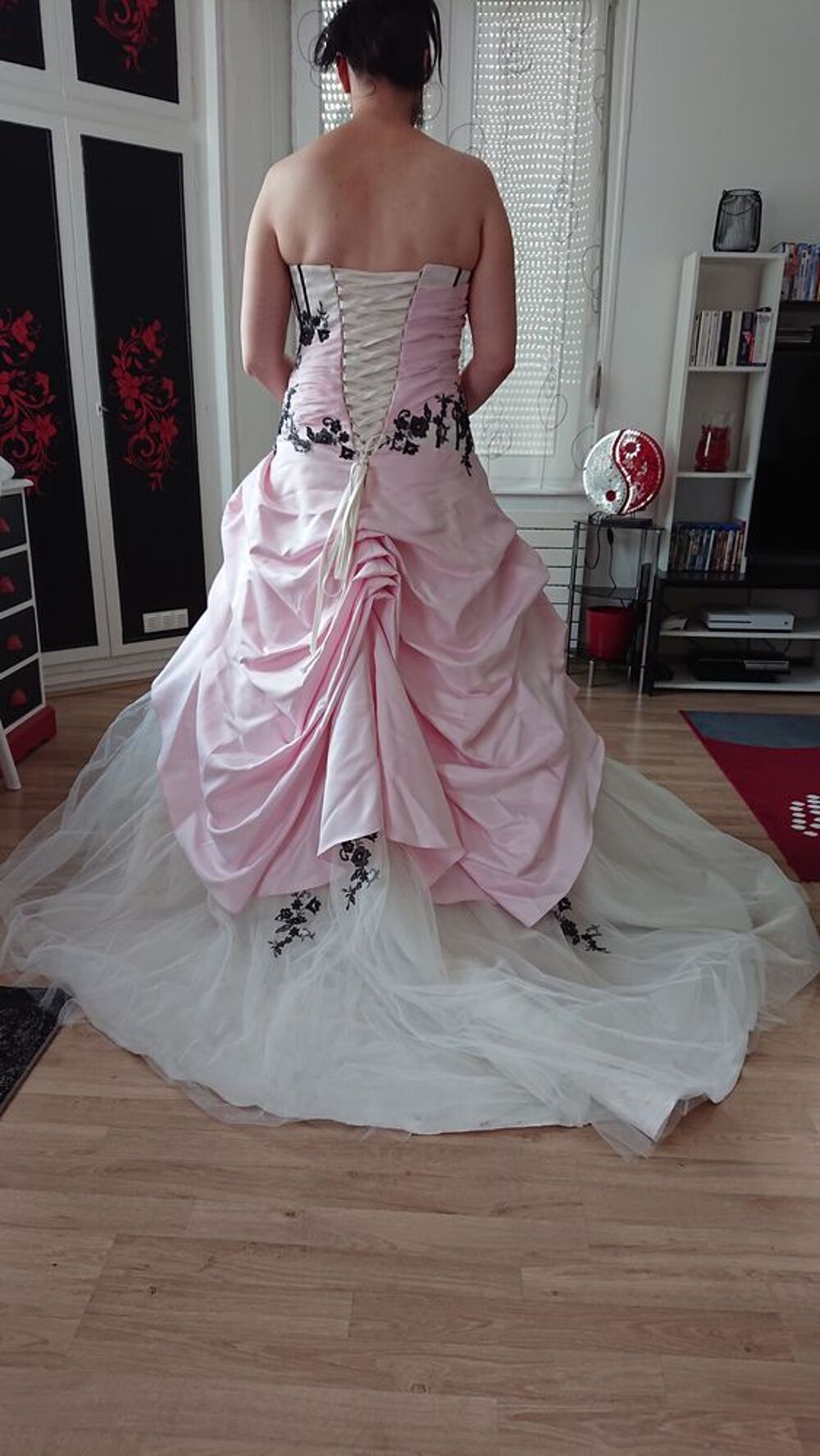 Robe de mari&eacute;e Vêtements