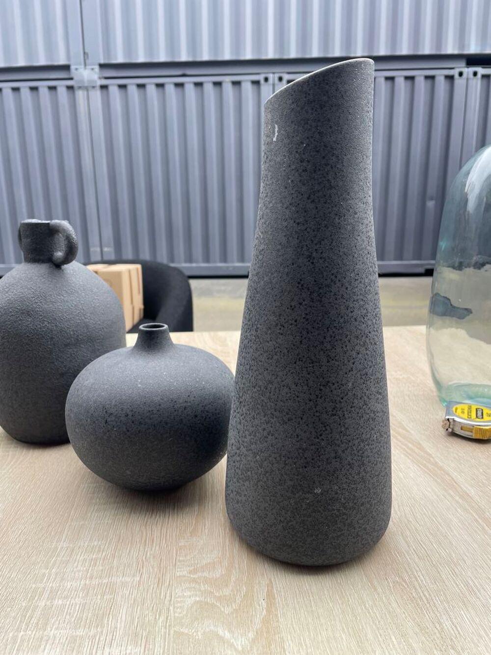 3 vases noir Décoration