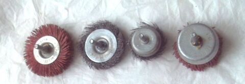 Lot de brosses m�talliques pour mandrin 12 Villeurbanne (69)