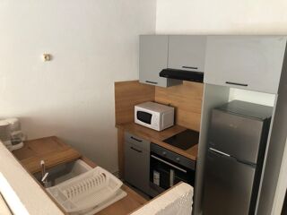  Appartement à louer 1 pièce 28 m²