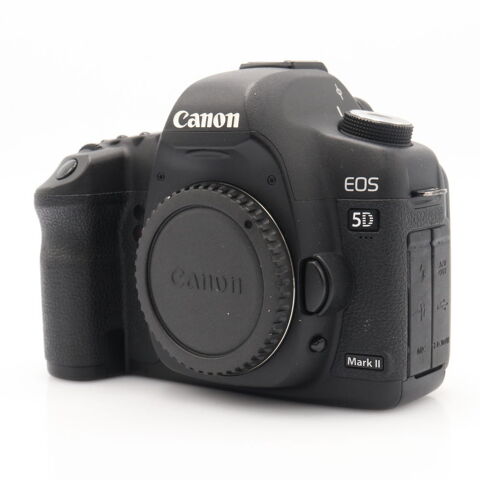 BOITIER CANON 5 D Mark II comme neuf 800 Saint-Gilles-Croix-de-Vie (85)