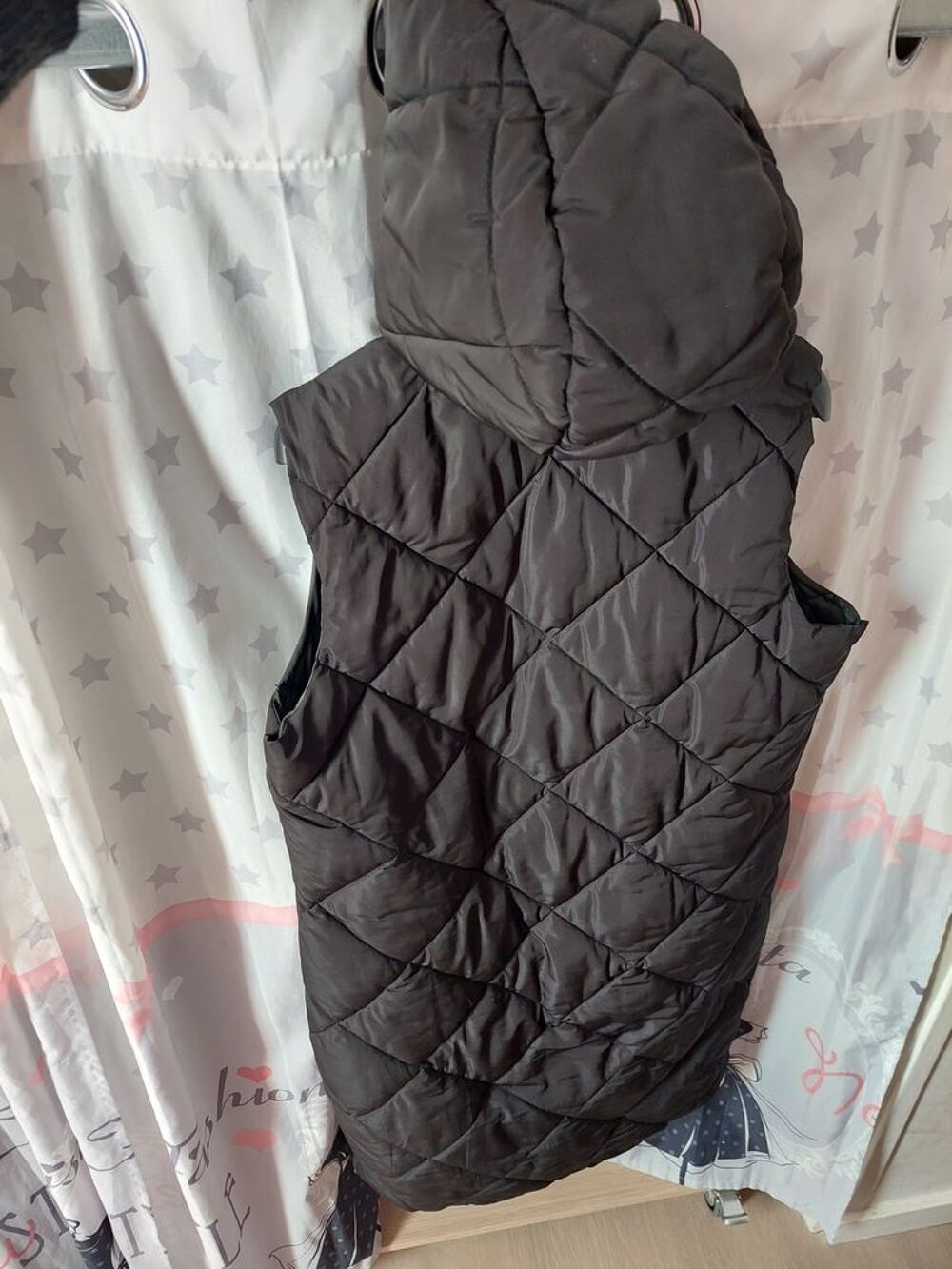 V&ecirc;tements diverses V�tements