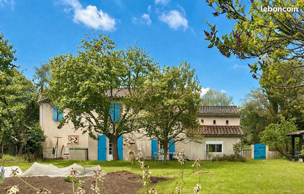 Vente Maison Maison de caractère  170 m² à 30 min de Toulouse avec des en Cambounet-sur-le-sor