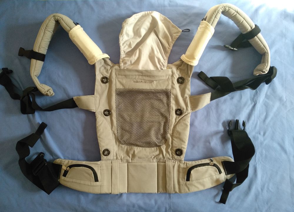 Porte b&eacute;b&eacute; ergonomique Puériculture