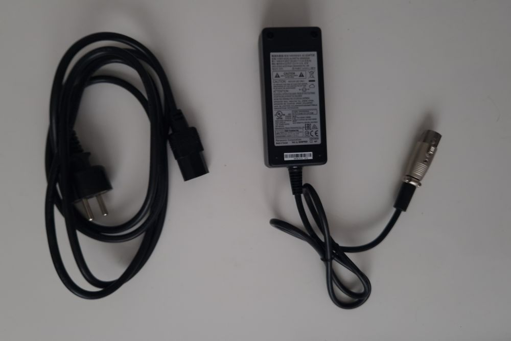 M&eacute;langeur vid&eacute;o pro Panasonic AW-HS50 ? Excellent &eacute;tat Matériel informatique