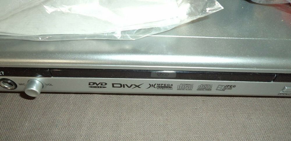 LECTEUR DVD - 827 . DIVX NEUF Audio et hifi