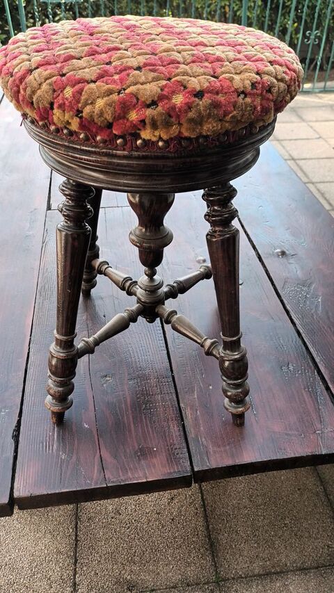 Tabouret de piano ancien 160 Genilac (42)