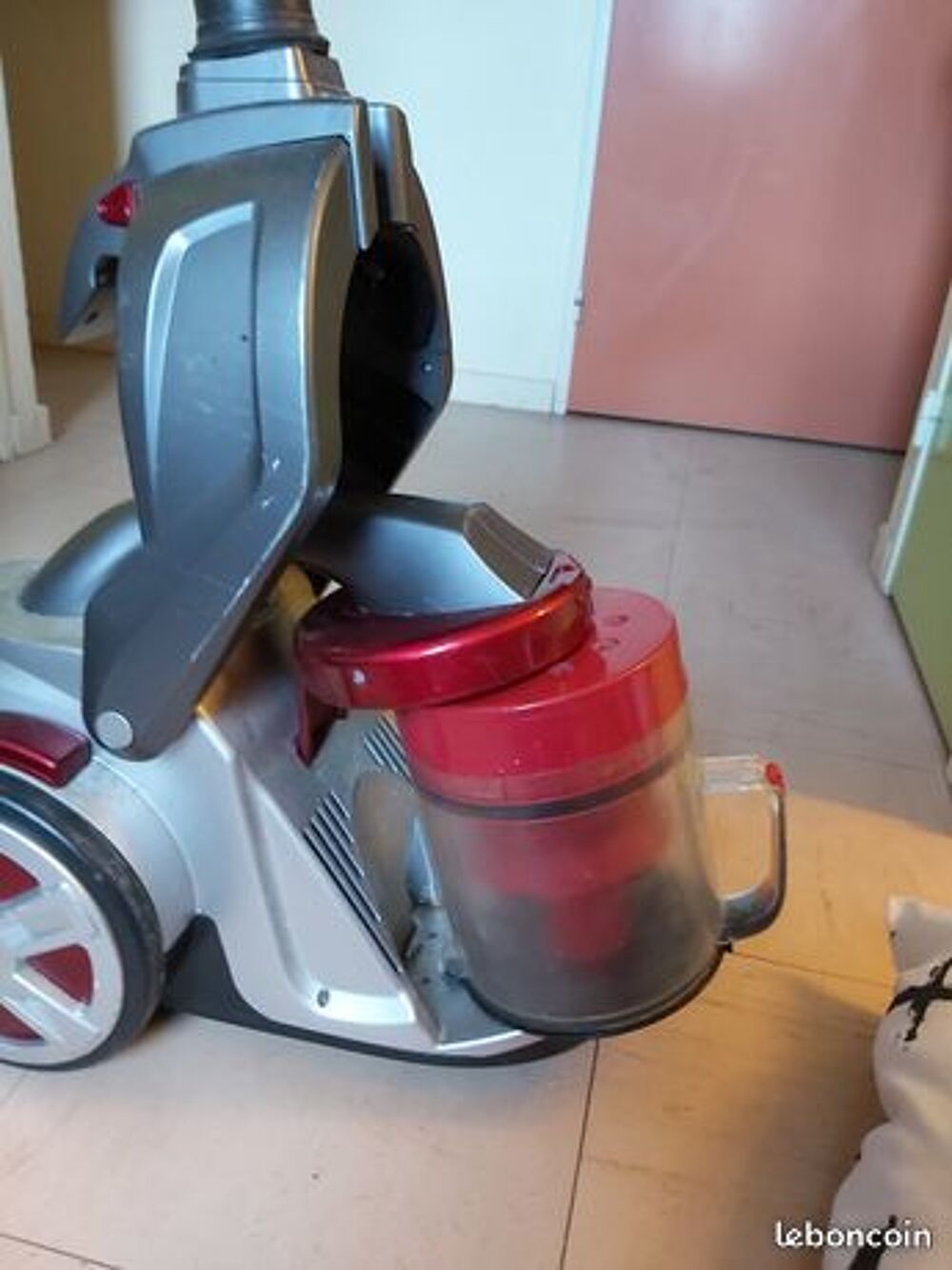 Aspirateur sans sac Electroménager