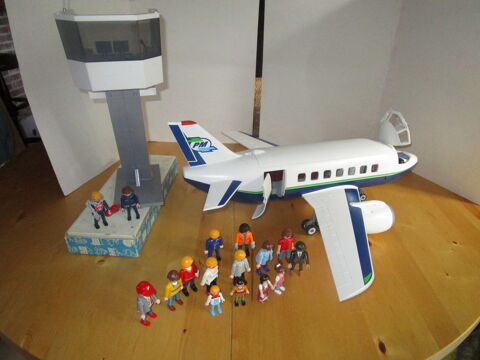 PLAYMOBIL AVION +TOUR DE CONTROLE+PERSONNAGES 40 Villepinte (93)