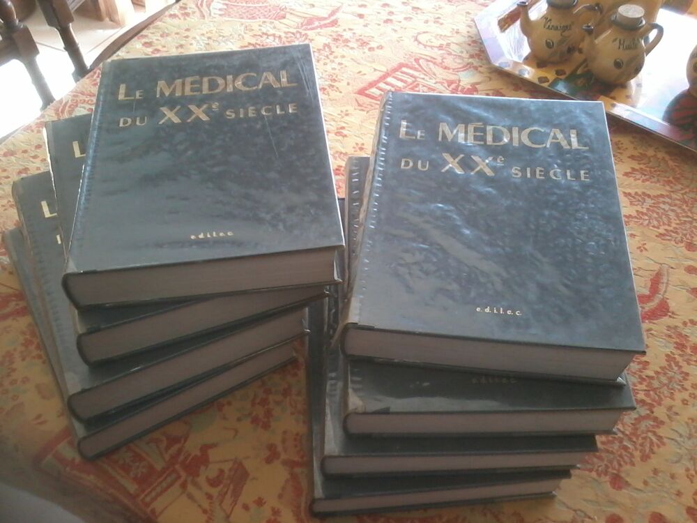 Medicale du 20&egrave;me si&egrave;cle 8 volumes Livres et BD