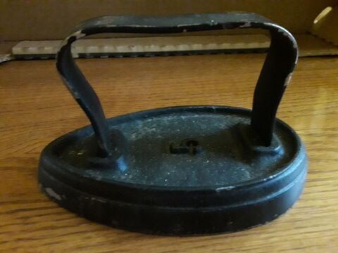 FER A REPASSER DES ANNEES 50. 4 Fr�vent (62)