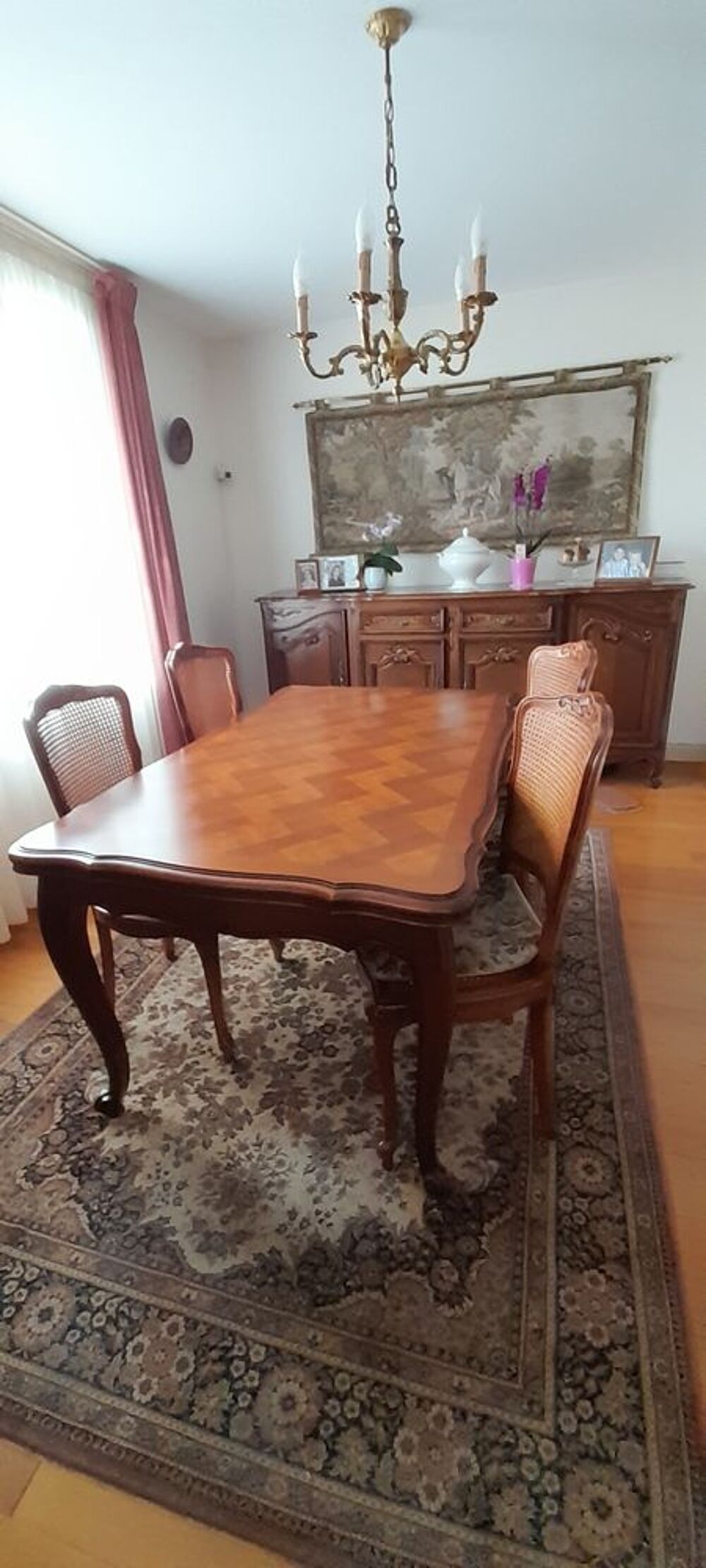 A SAISIR Lot salle &agrave; manger table et buffet en merisier Meubles