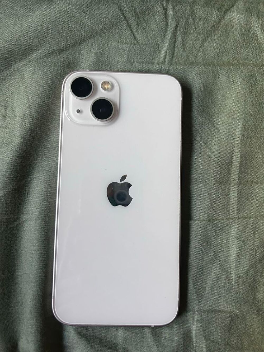 iPhone 13 - 256 Go - Tr&egrave;s bon &eacute;tat - Remise en main propre Téléphones et tablettes