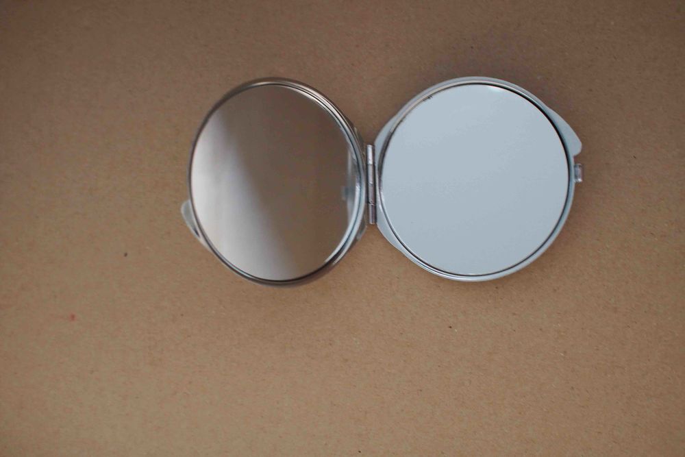 MIROIR PUBLICITAIRE HYDRABIO 