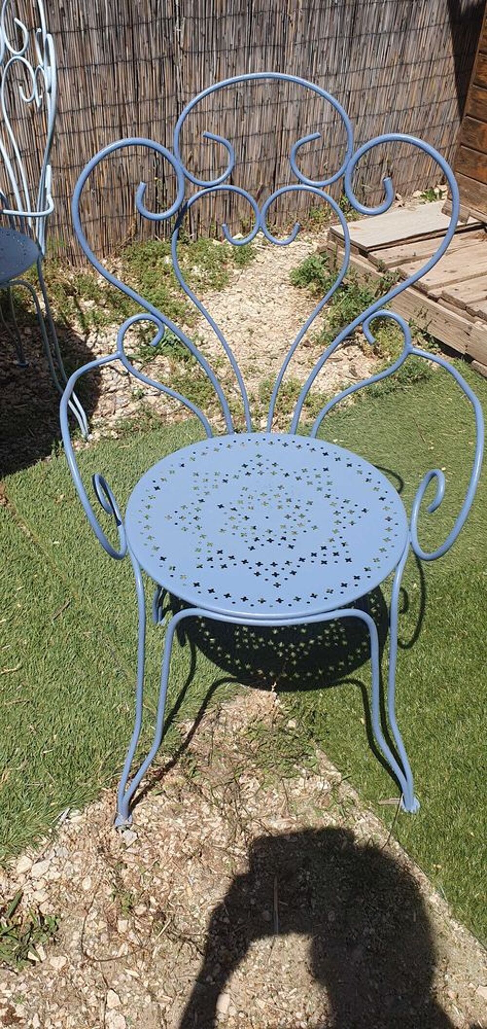 table et chaises forg&eacute; Jardin