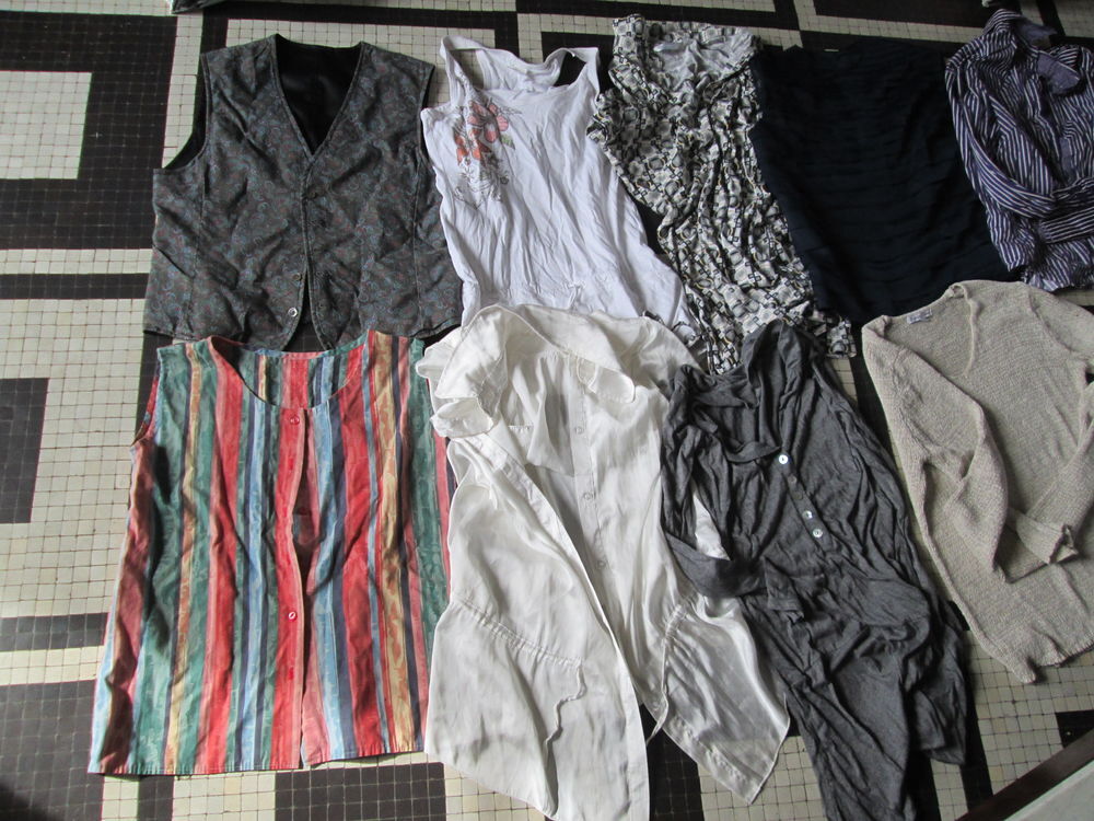 Lot 10 v&ecirc;tements femme taille 38 Vêtements