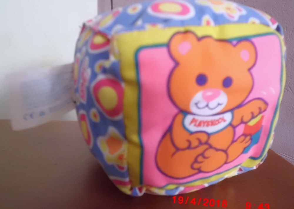 DOUDOU CUBE POUET POUET OURS PLAYSKOOL Jeux / jouets