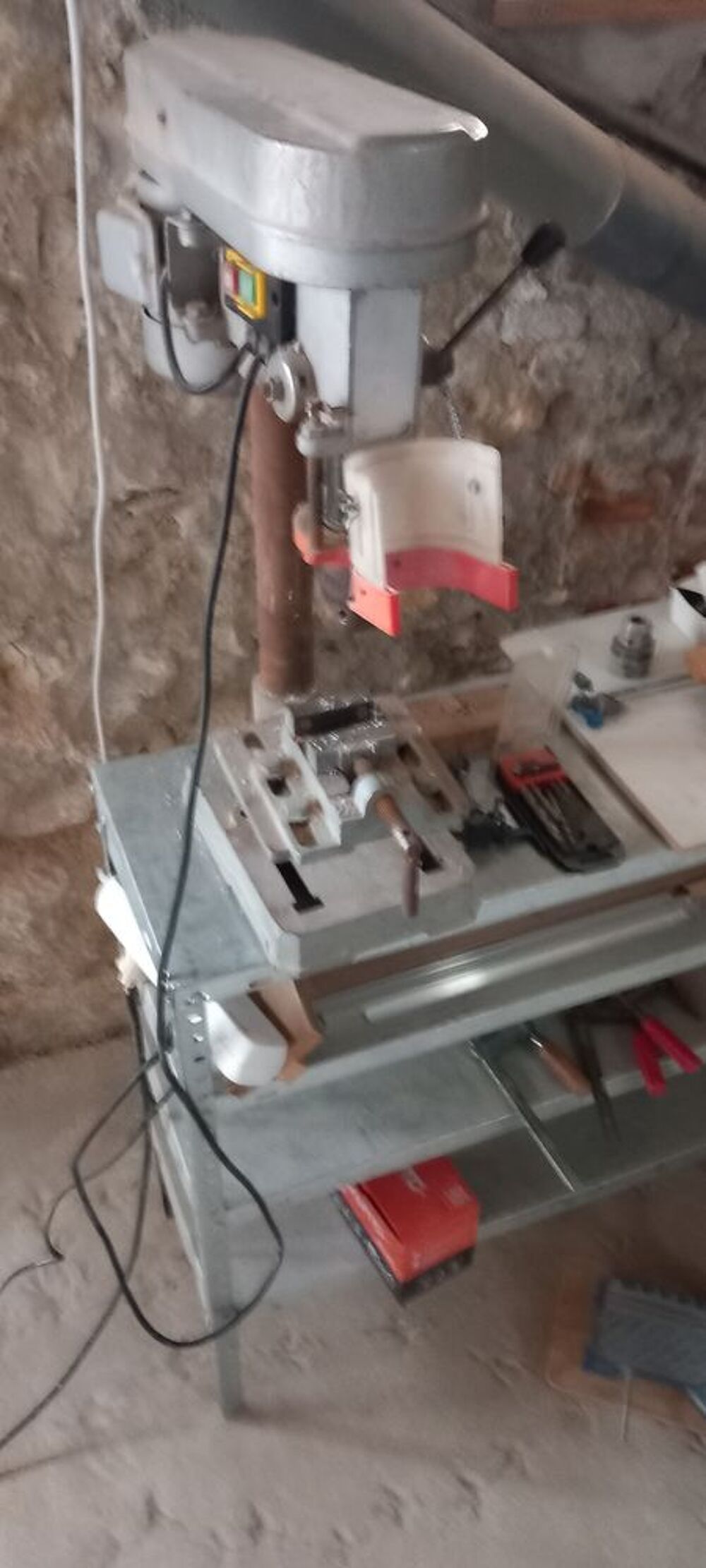 Perceuse &agrave; colone Bricolage