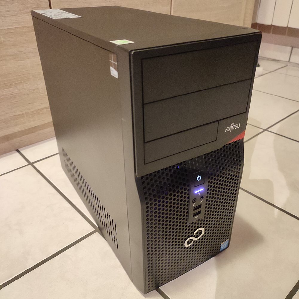 Pc Ordinateur Fujitsu Windows 11 bureau Matériel informatique