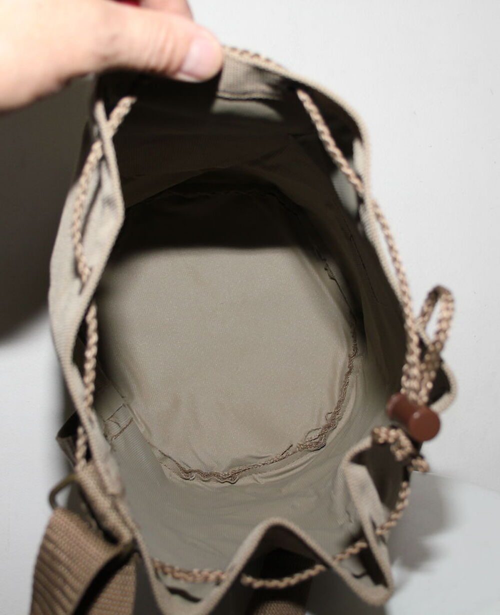 Sac bandouli&egrave;re toile et cuir JOHN LOBB Maroquinerie