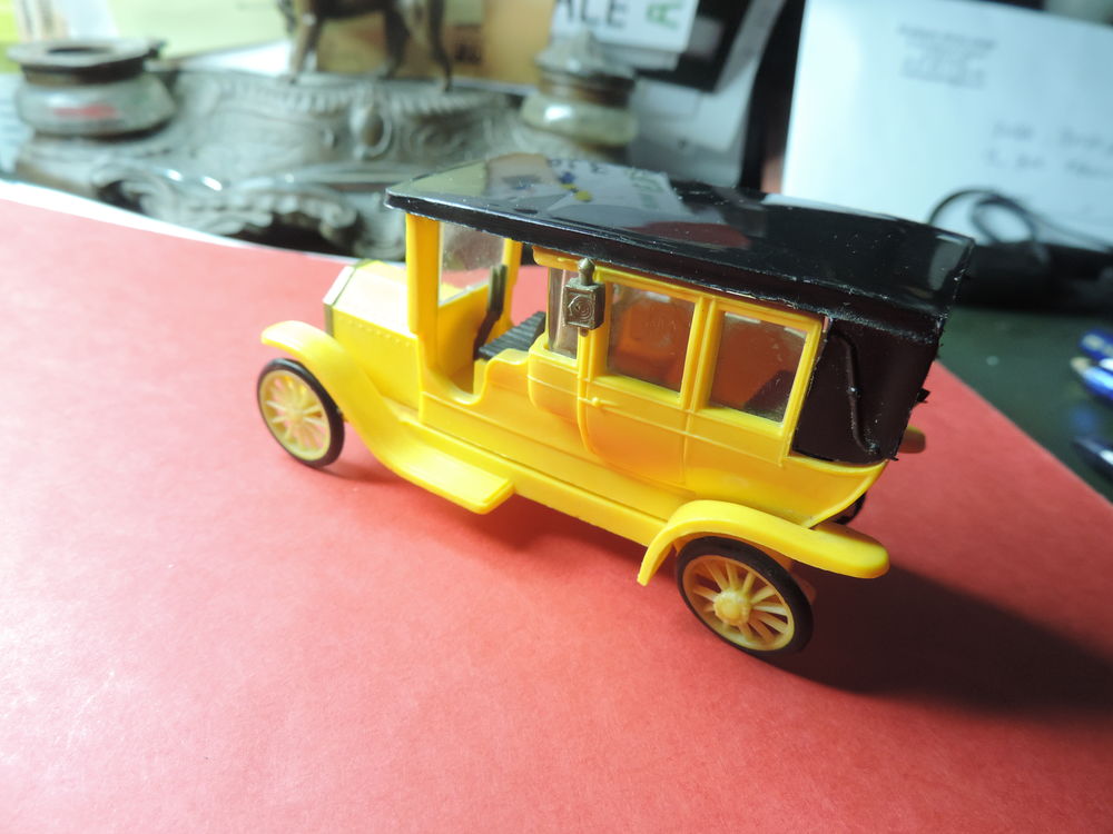 TACOT - PALOMBELLA - Echelle : 1/43 &egrave;me. 
