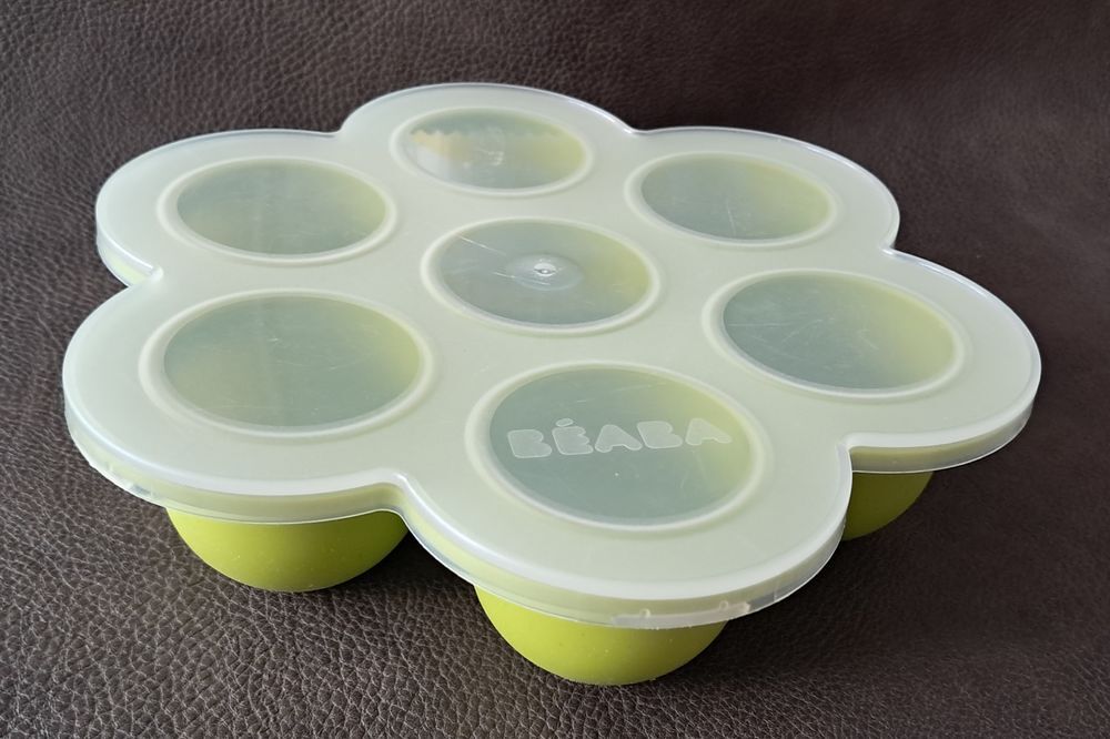 Plateau multiportions en silicone 7 portions pour b&eacute;b&eacute; B&eacute;aba Puériculture
