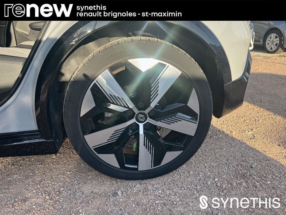 M&eacute;gane techno EV60 220ch super charge 2023 occasion 83170 Brignoles