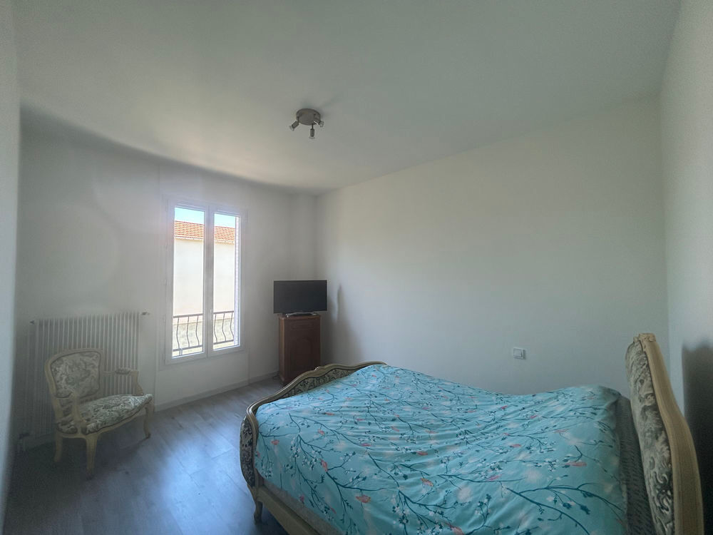 Vente Maison Pavillon de 5 pièces 
avec sous sol et terrasse Argenteuil