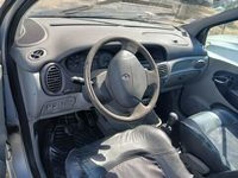 M&eacute;gane scenic 2002 occasion 13140 Miramas
