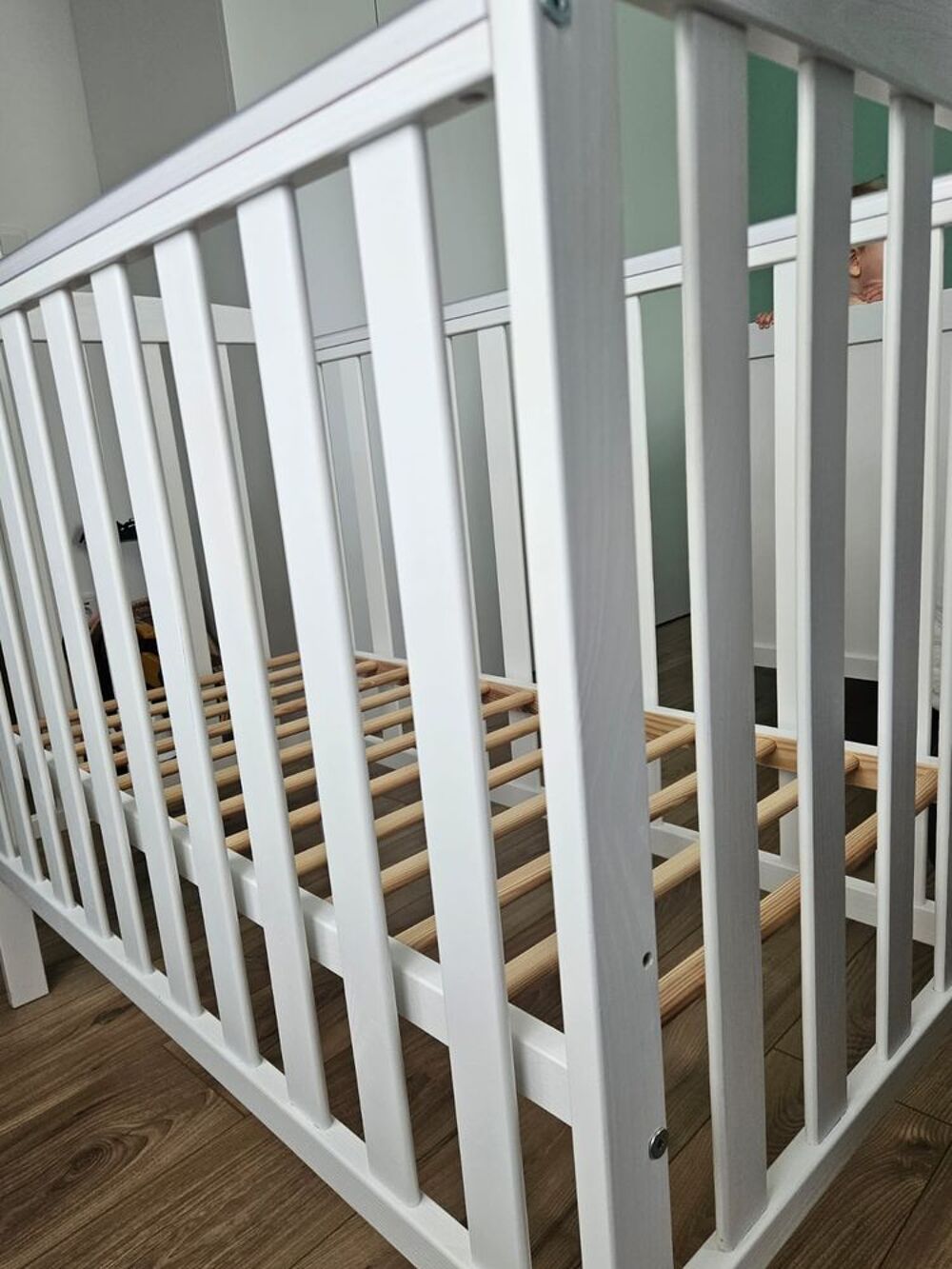 Lit b&eacute;b&eacute; blanc en bois Mobilier enfants