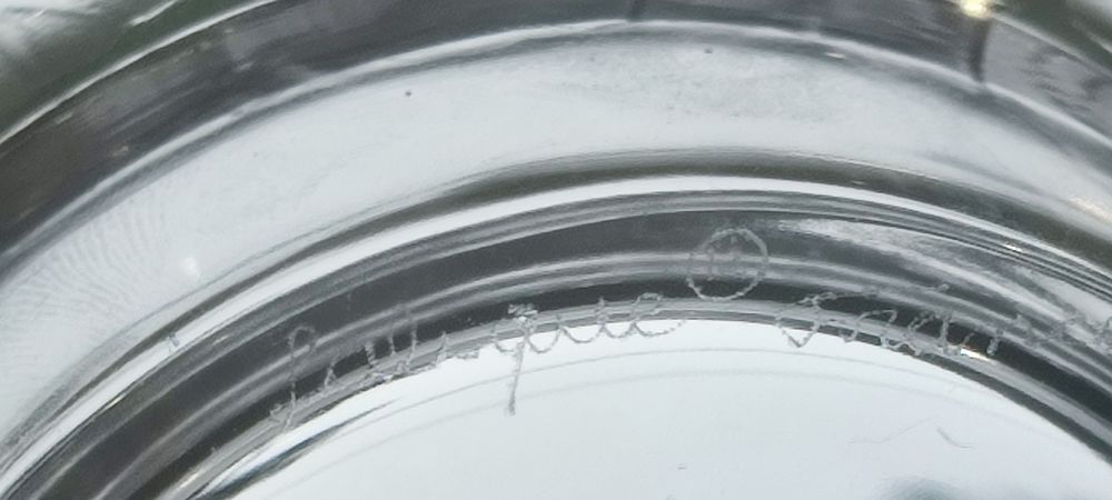 Cendrier cristal Lalique mod&egrave;le "Honfleur" r&eacute;f&eacute;renc&eacute; 