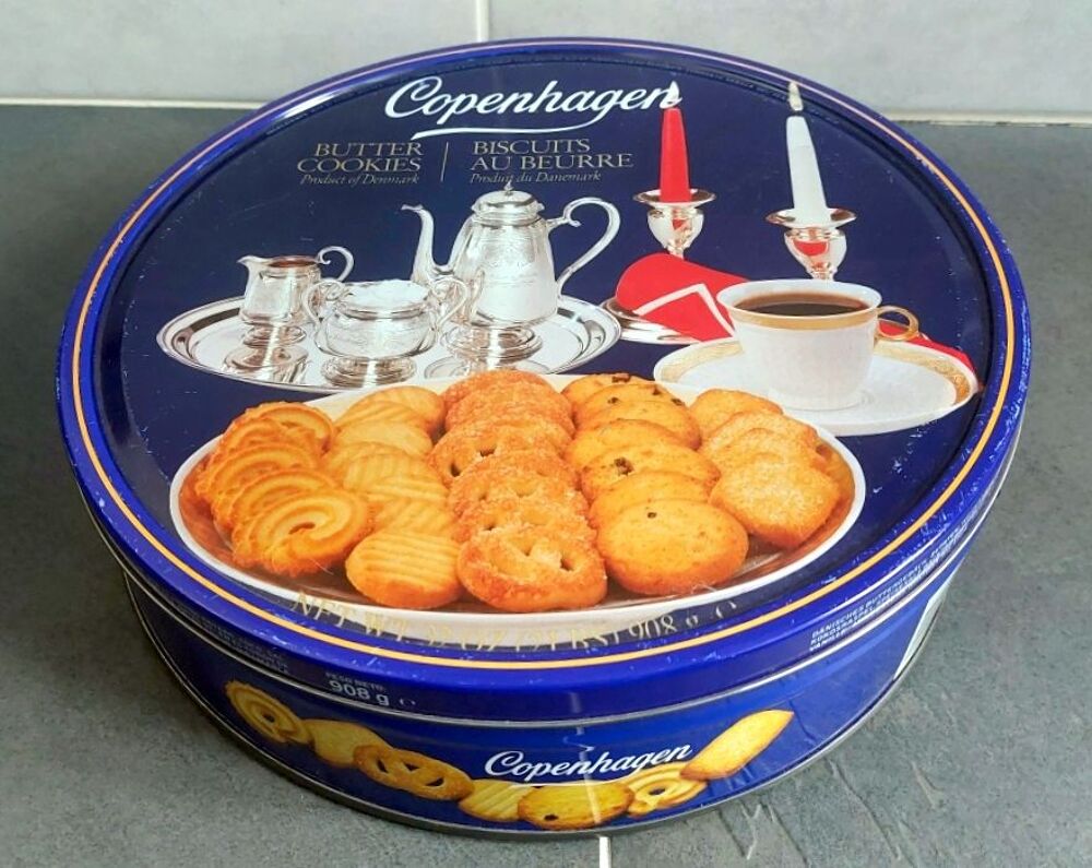 Bo&icirc;tes m&eacute;talliques d&eacute;cor&eacute;es pour conservation de biscuits Décoration