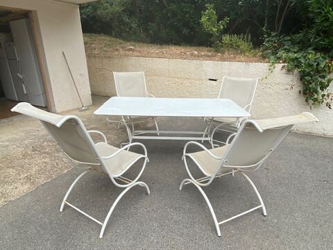 Table de jardin avec fauteuils 150 Cavalaire-sur-Mer (83)