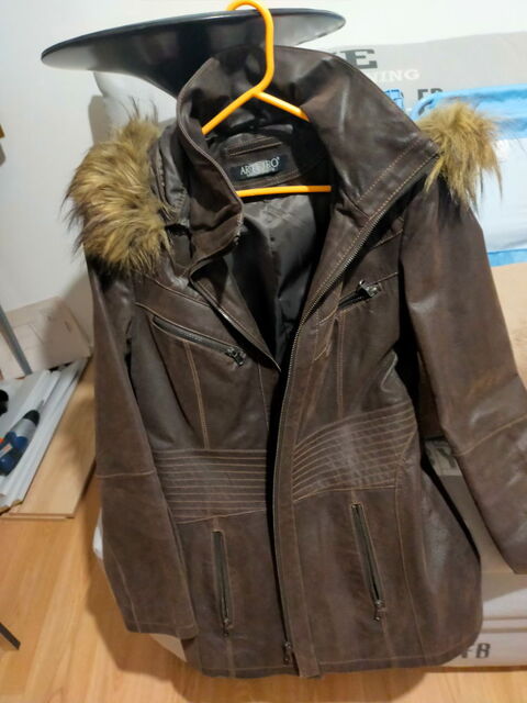 Manteau femme 30 Saint-Nazaire (44)