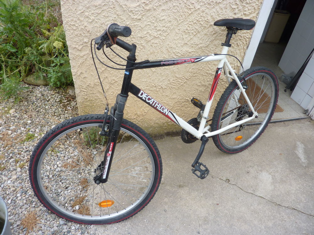 VTT &quot; DECATHLON &quot; 21 vitesses ( taille XL ) Vlos