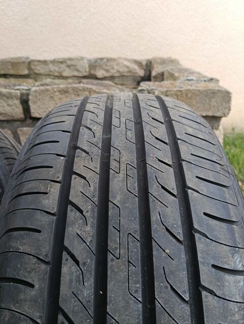 Pi&egrave;ces et &eacute;quipements Voiture Pi&egrave;ces et &eacute;quipements Voiture  occasion Saint-Cyprien 42160