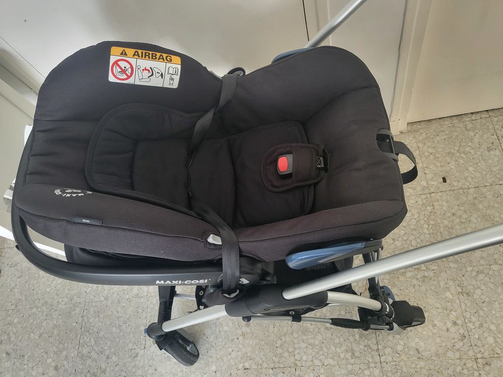 Si&egrave;ge auto et poussette b&eacute;b&eacute; confort Puriculture