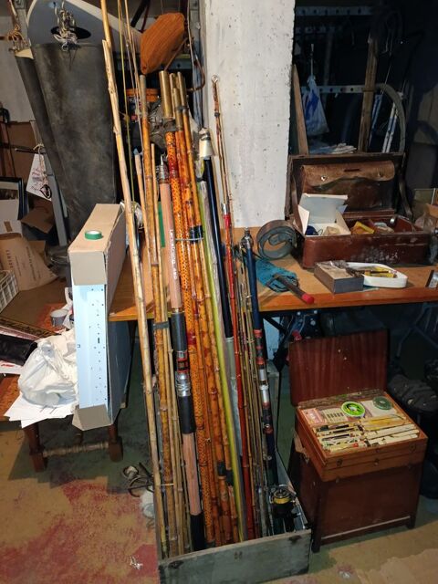 Lot mat�riels de p�che ancien belle qualit� et bien fourni 0 Garchizy (58)