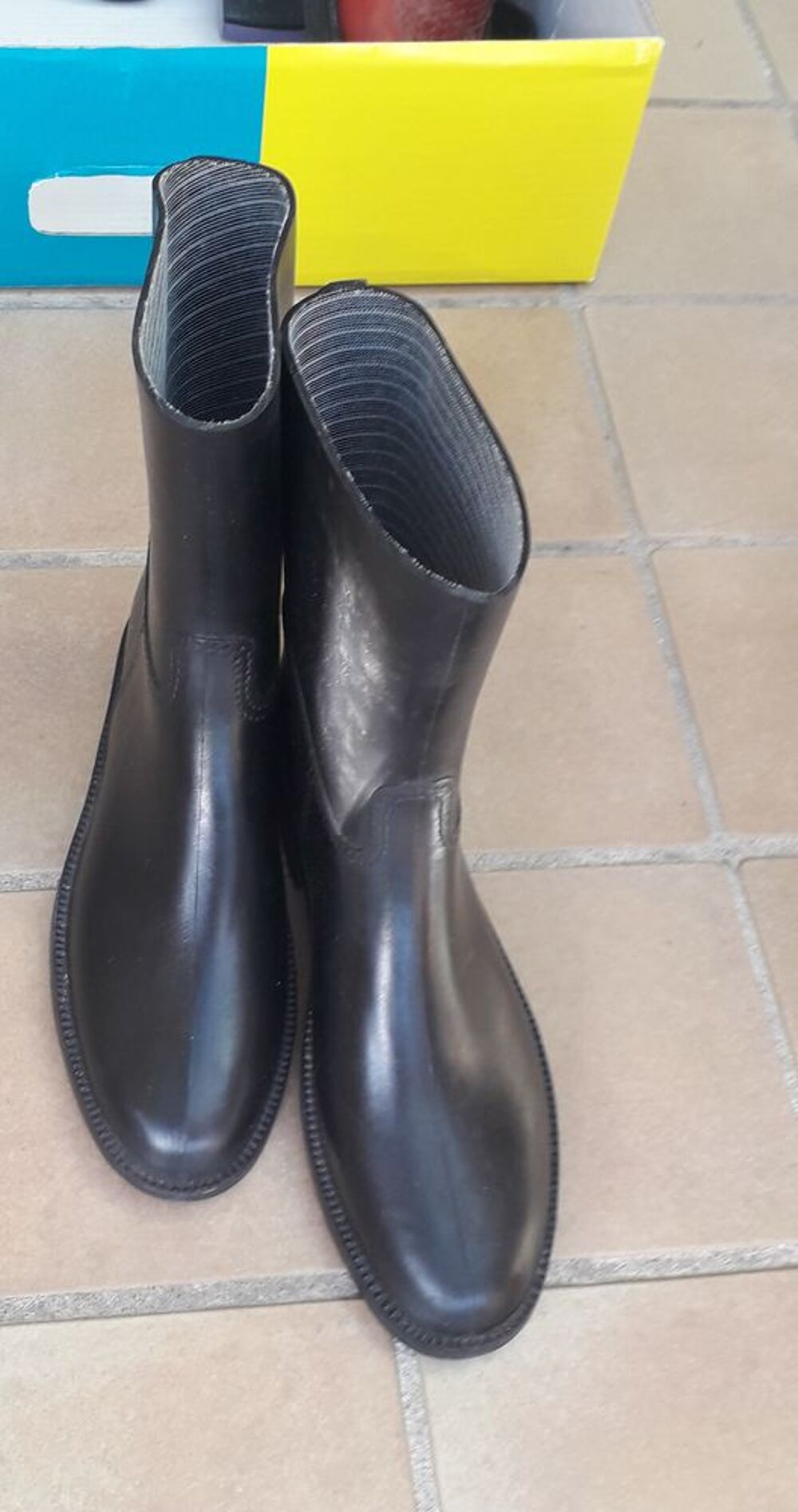 Lot diverses paires de chaussures Chaussures