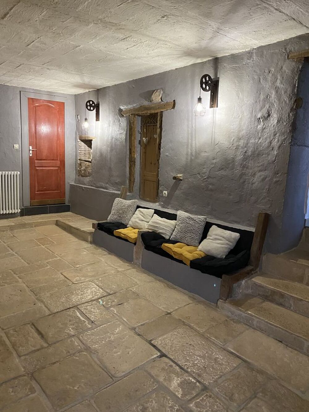   Maison de campagne, grand gîte familial avec piscine  Bourgogne, Saint-Marcelin-de-Cray (71460)