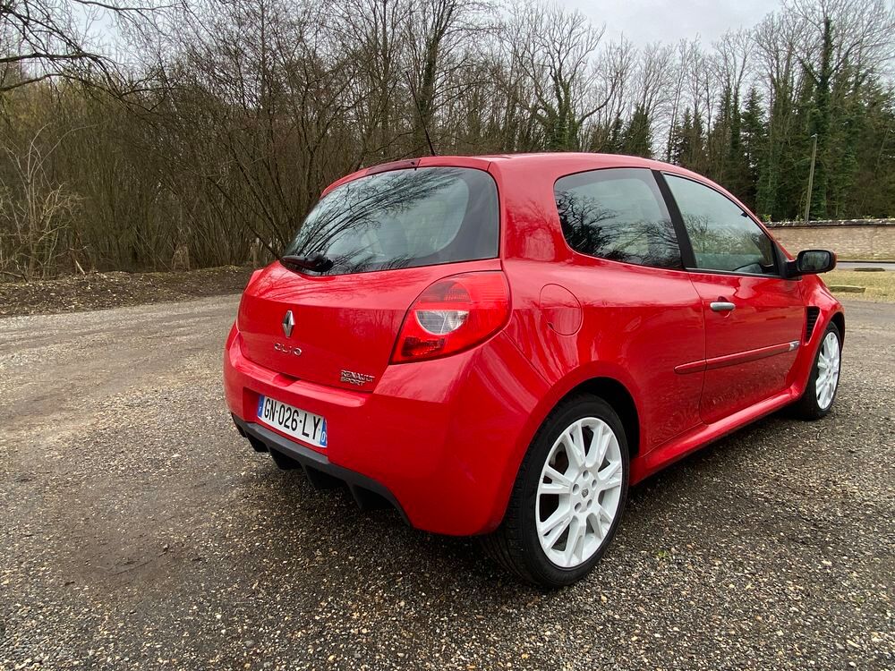 Clio III Clio 2.0 16V 200 Renault Sport 2007 occasion 77460 Souppes-sur-Loing
