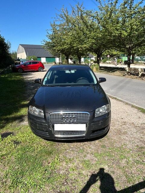 Audi a3 Sportback 2.0 TDI 136 CV gris fonc&eacut