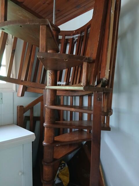 Escalier colima�on Le Vauclin (97)