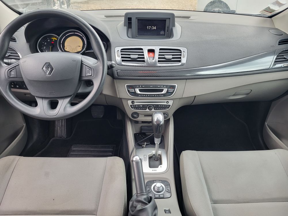M&eacute;gane RENAULT MEGANE 3 ESTATE 1.5 DCI 110 CH BOITE AUTOMATIQUE 2011 occasion 78540 Vernouillet