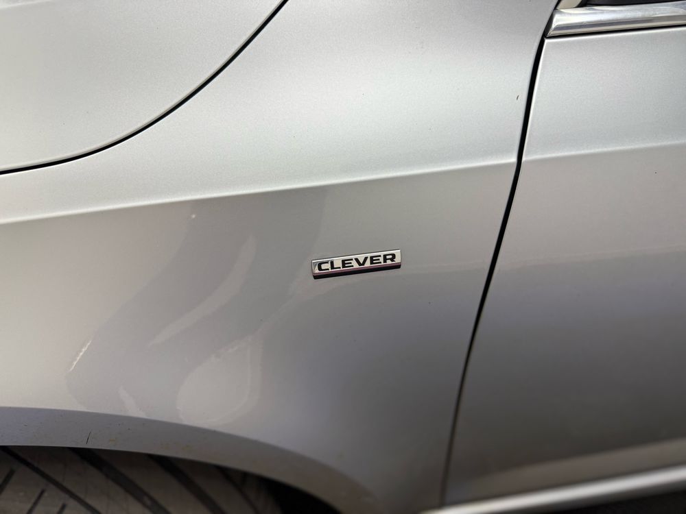 Octavia Combi 2.0 TDI 150 ch SCR DSG7 CLEVER (7 CV) 2019 occasion 69120 Vaulx-en-Velin