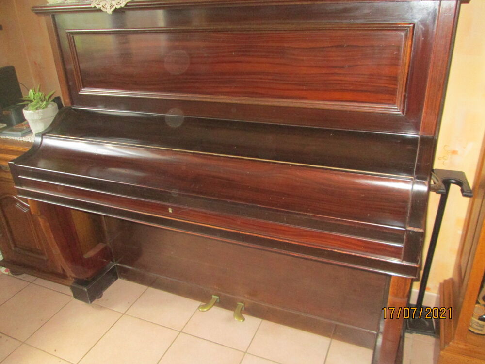 Piano Droit de marque PLEYEL Instruments de musique