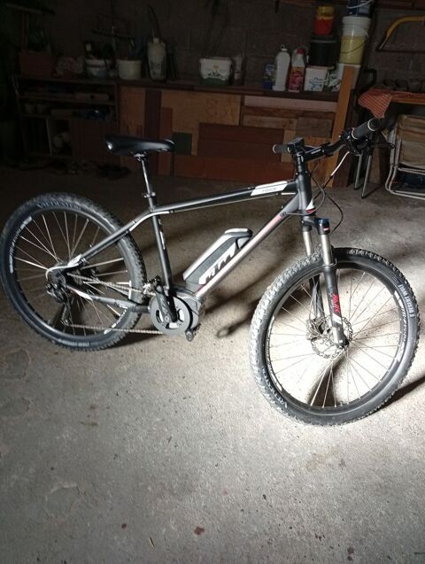 VELO KTM 
VTC Electrique  Batterie BOSCH 1000 Saint-Laurent-d'Agny (69)