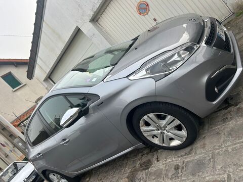 Peugeot 208 PureTech 82ch S&S BVM5 Signature