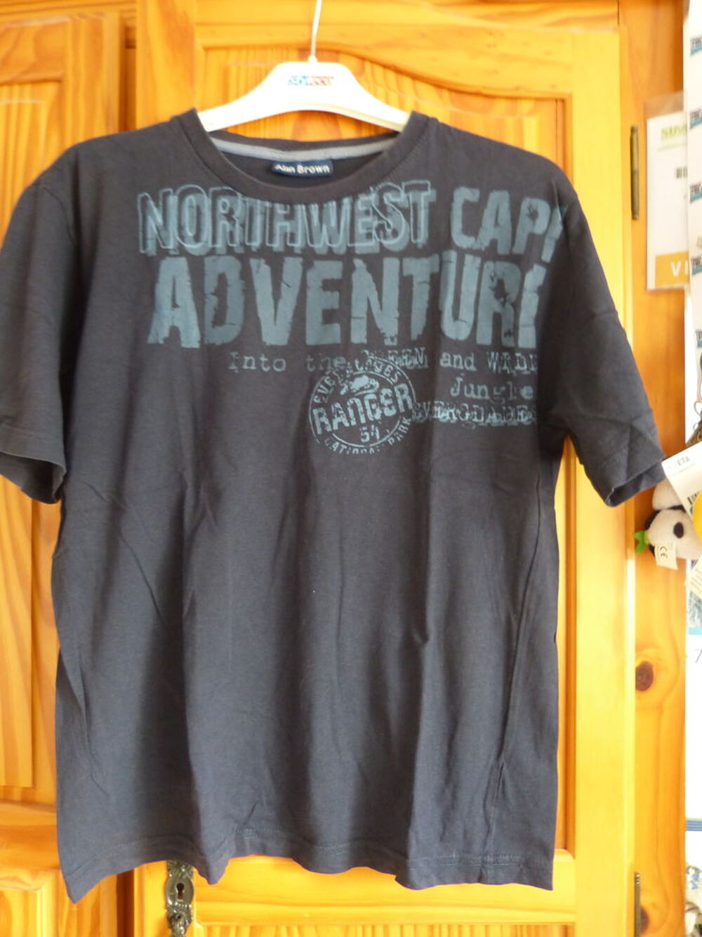 T-shirt taille M Vtements