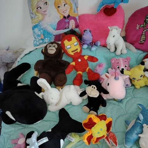 PELUCHES DIVERS 2 Toudon (06)
